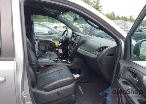 2017 Dodge Grand Caravan Gt из США, поврежденный, VIN 2C4RDGEGXHR841769